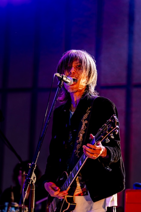 アオキテツ（G）（Photo by Viola Kam［V'z Twinkle］）