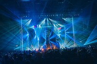 「INUWASI ONEMAN LIVE 2024〝狗鷲一閃〟」の様子。（撮影：真島洸）