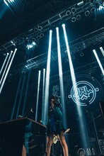 「INUWASI ONEMAN LIVE 2024〝狗鷲一閃〟」の様子。（撮影：真島洸）