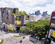 舞台となった原宿の交差点。