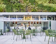 「LOST CORNER AR LIVE in HARAKADO」の様子。