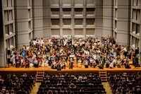 「マンボde チョコボ」の大合奏は大にぎわい。