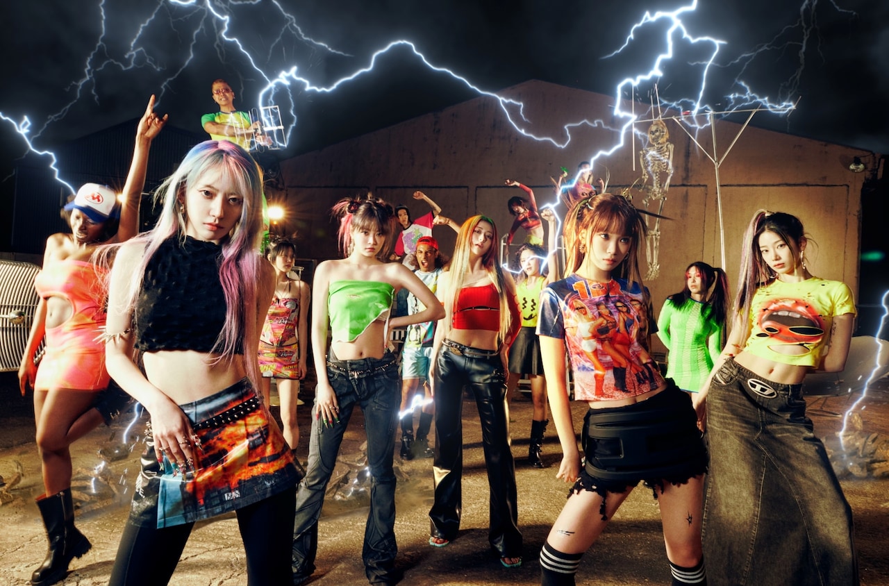 LE SSERAFIMと「一緒に狂ってみよう」（動画あり） - 音楽ナタリー