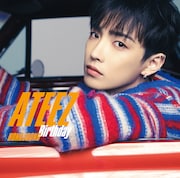 ATEEZ「Birthday」ソロ盤(HONGJOONG)ジャケット (c)ユニバーサルミュージック
