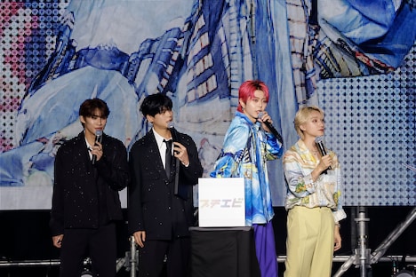 左からTETTA（ONE N' ONLY）、REI（ONE N' ONLY）、SEIYA（BUDDiiS）、FUMIYA（BUDDiiS）。