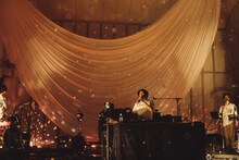 STUTS「“90 Degrees” LIVE at 日比谷公園大音楽堂」の様子。（Photo by Masanobu Ando）