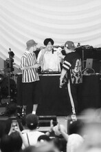 Yo-SeaとSTUTSとC.O.S.A.。（Photo by renzo）