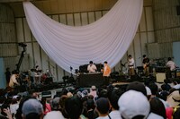 STUTS「“90 Degrees” LIVE at 日比谷公園大音楽堂」の様子。（Photo by Daiki Miura）
