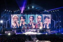 「Aぇ! group Debut Tour ～世界で1番AぇLIVE～」ツアーファイナルの様子。