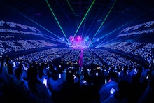 「After the Rain Live 2024 ～ そらる VS まふまふ ～」の様子。