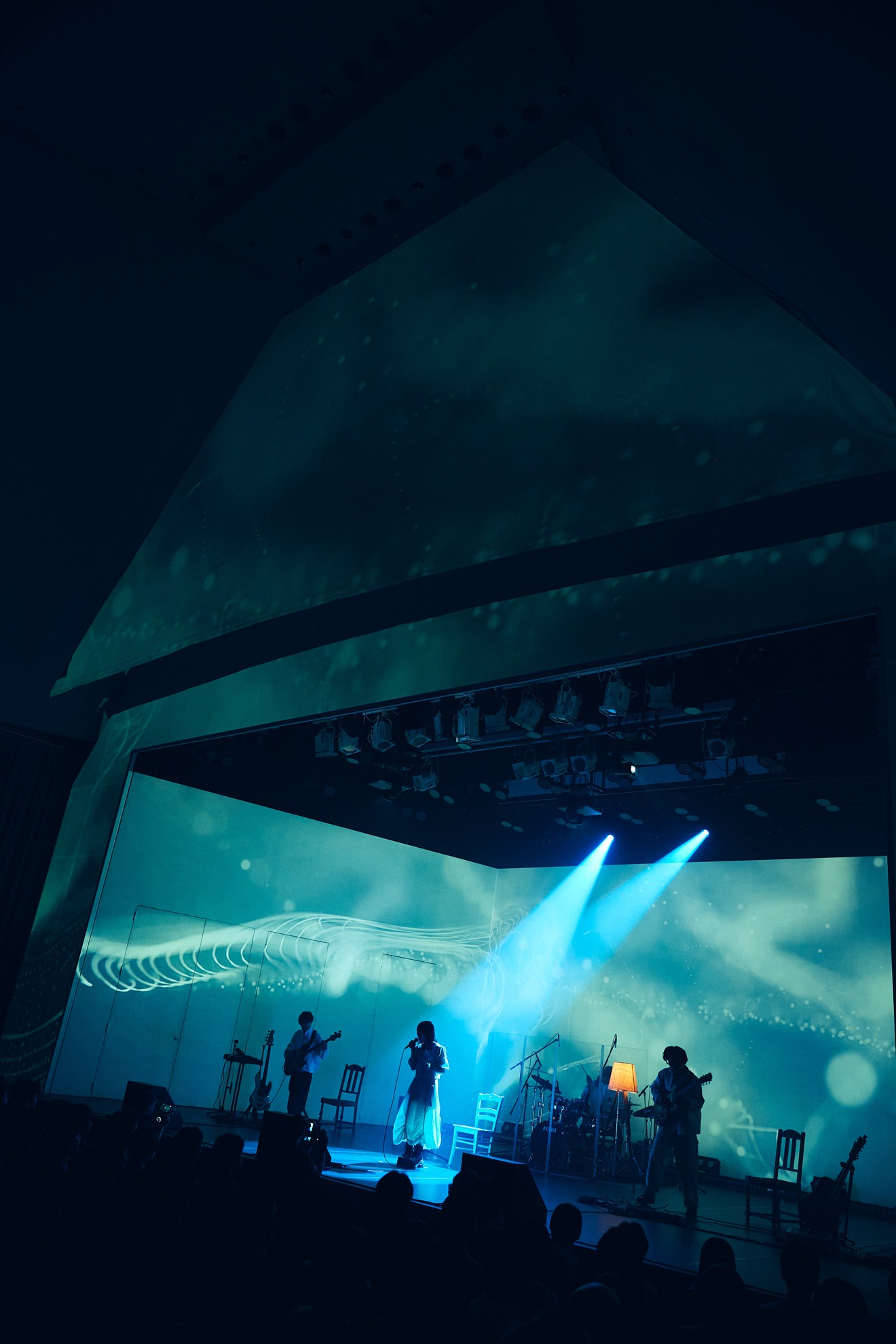 tayori「1st Live “春を待つ”」の様子。