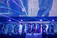 SUPER★DRAGONと原因は自分にある。による「So Woo」の様子。