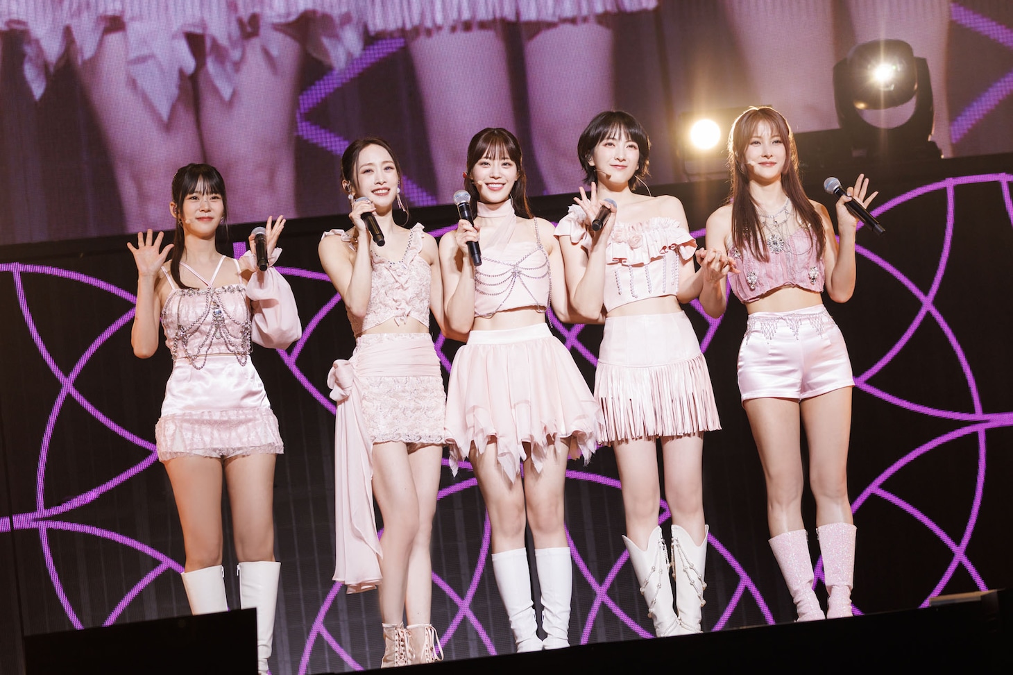 「KARA THE 5th JAPAN TOUR 2024 "KARASIA"」2024年8月18日千葉公演の様子。（写真提供：ユニバーサル ミュージック）