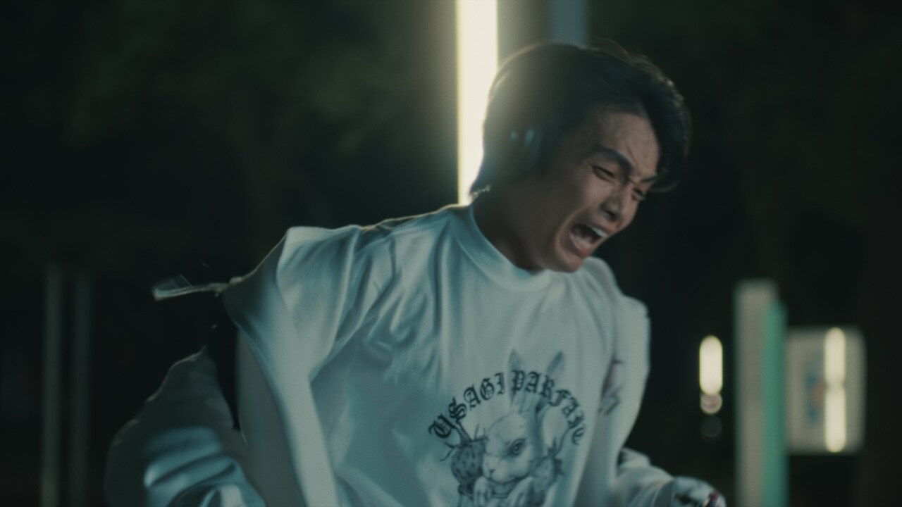 ano×尾崎世界観×ケンモチヒデフミ「愛してる、なんてね。」MVはドラマ風、主演は岡山天音