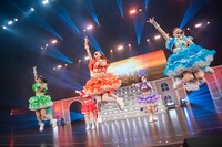 「虹のコンキスタドール 10th Anniversary LIVE ～すべてが虹になるサマーっ！～」大阪公演の様子。