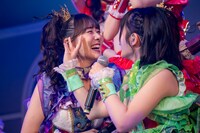 左から鶴見萌、石浜芽衣。