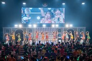 「虹のコンキスタドール 10th Anniversary LIVE ～すべてが虹になるサマーっ！～」大阪公演の様子。