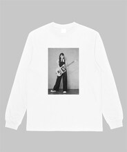 「SILENT SIREN すぅ フォトエッセイ この季節が終わる前に」オリジナルTシャツのデザイン。