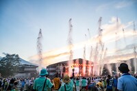 「えびちゅう 夏のファミリー遠足 略してファミえん in 山中湖2024」1日目の様子。