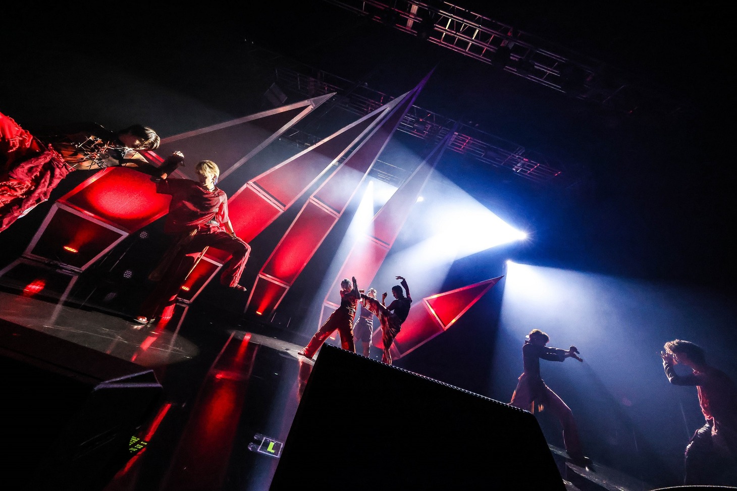 「龍宮城 LIVE TOUR『ULTRA SEAFOOD』」 の様子。