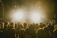 The Novembersのライブの様子。（Photo by AZUSA TAKADA）