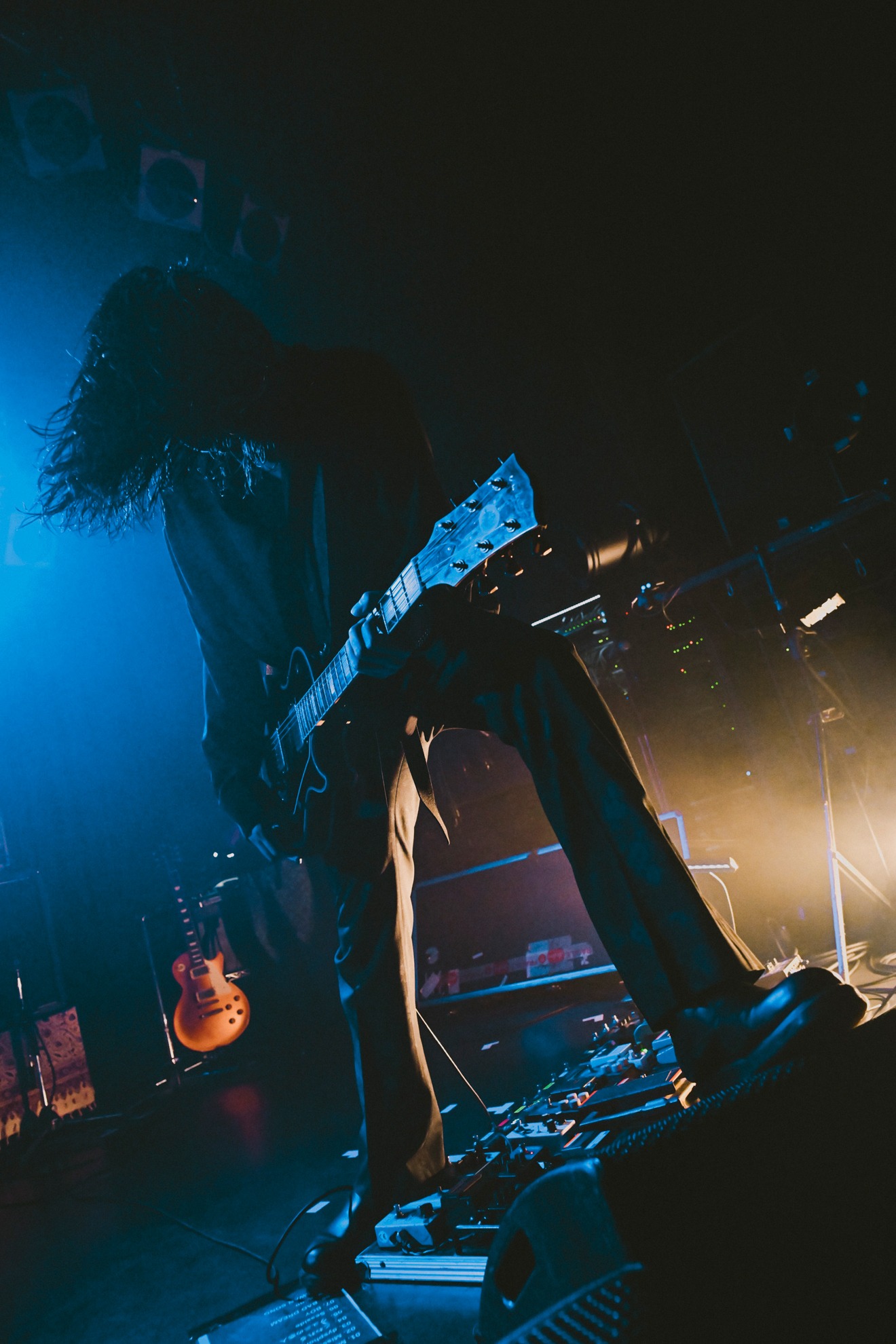 ケンゴマツモト（G / The Novembers）（Photo by AZUSA TAKADA）