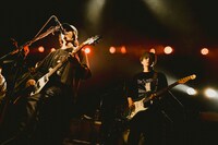 ART-SCHOOLのライブの様子。（Photo by AZUSA TAKADA）