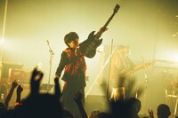 川谷絵音（Vo, G）（撮影：横山マサト）