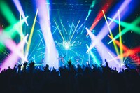 「ナイトクラビング」の様子。（撮影：横山マサト）