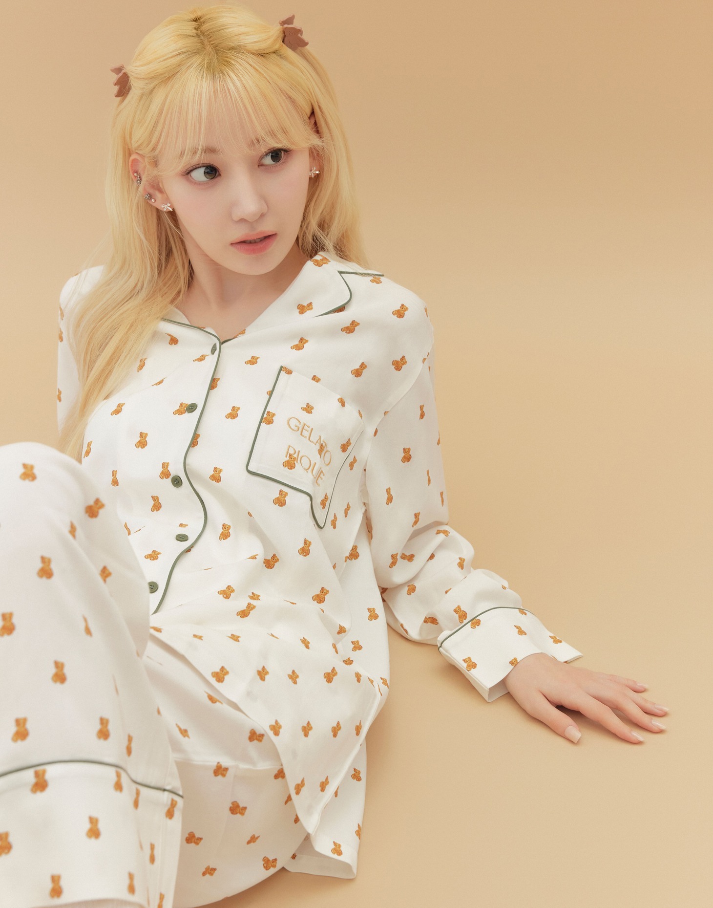 SAKURA（LE SSERAFIM）