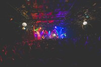 MO'SOME TONEBENDER（撮影：ヤギタツノリ）