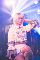 紬実詩（RAY）（撮影：ヤギタツノリ）