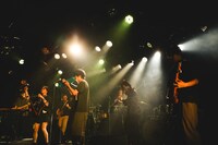 トリプルファイヤー「アルティメットパーティー11」の様子。（撮影：松永樹）