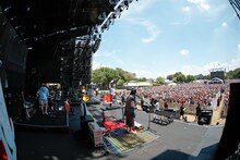 PEOPLE 1（Photo by SARU［SARUYA AYUMI］）