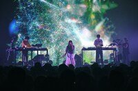 Haruyを迎えた「Colors」の様子。（撮影：yuma yoshitsugu）