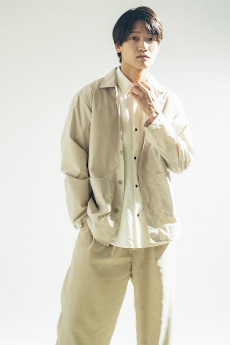 「離婚後夜」に出演する佐野晶哉（Aぇ! group）。(c)ABCテレビ