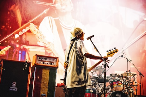 KENTA（Vo, B / WANIMA）（Photo by Yukihide "JON..." Takimoto）