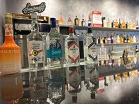 梅田BANGBOOのバーフロア。