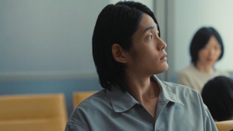 「ムーンライトリバース」ミュージックビデオより。