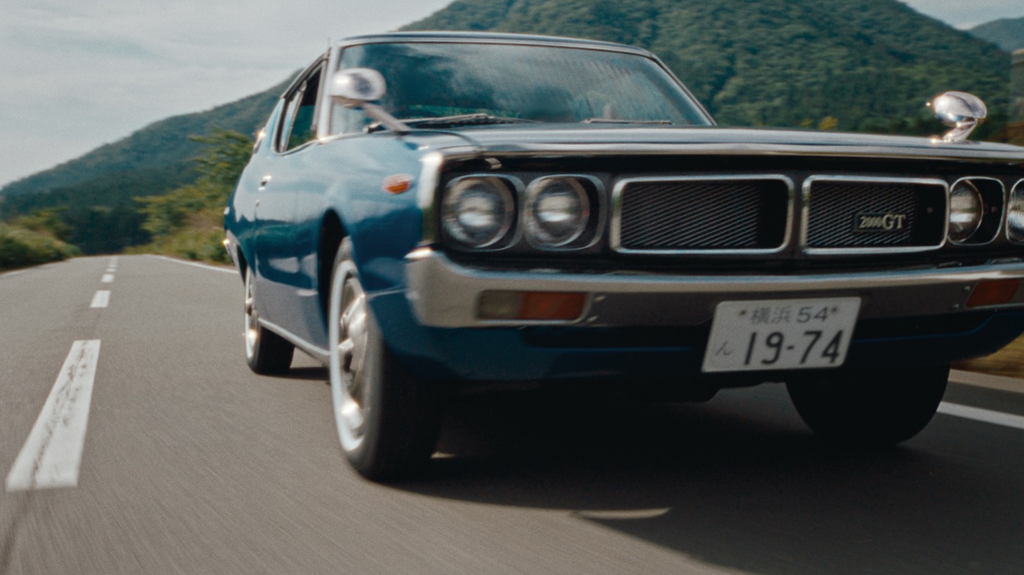 「NISSAN LOVE STORY」より。