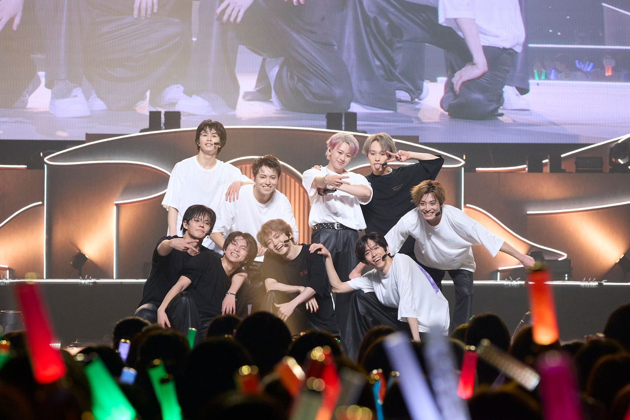 RailisBeautiful_17.jpg?