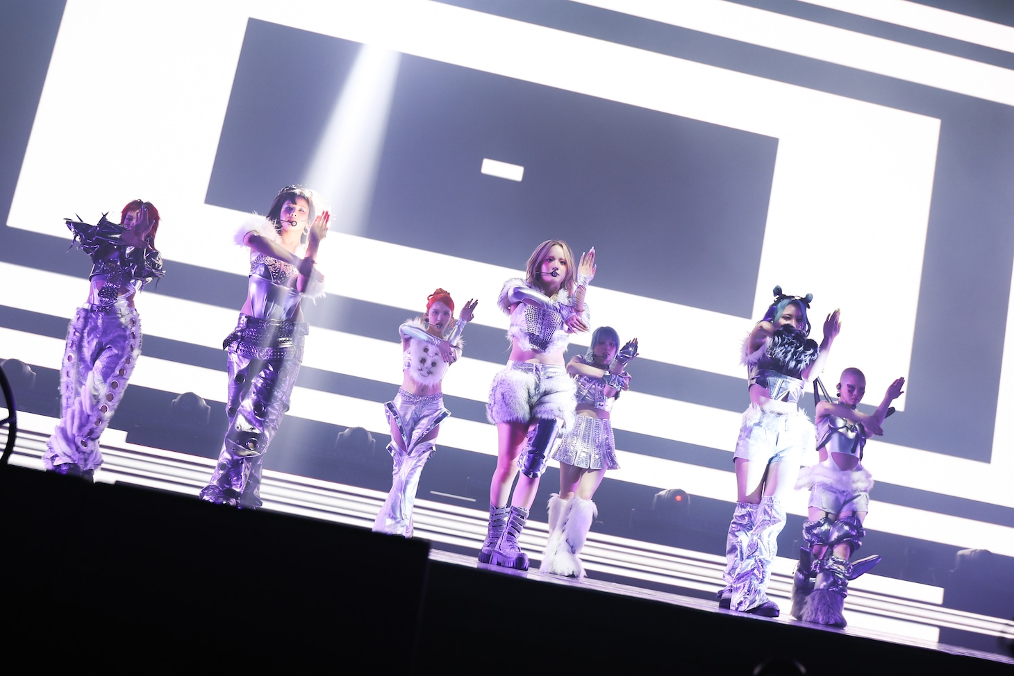 「XG 1st WORLD TOUR "The first HOWL"」バンコク公演の様子。