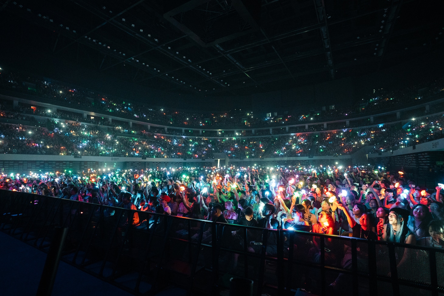 「XG 1st WORLD TOUR "The first HOWL"」成都公演の様子。