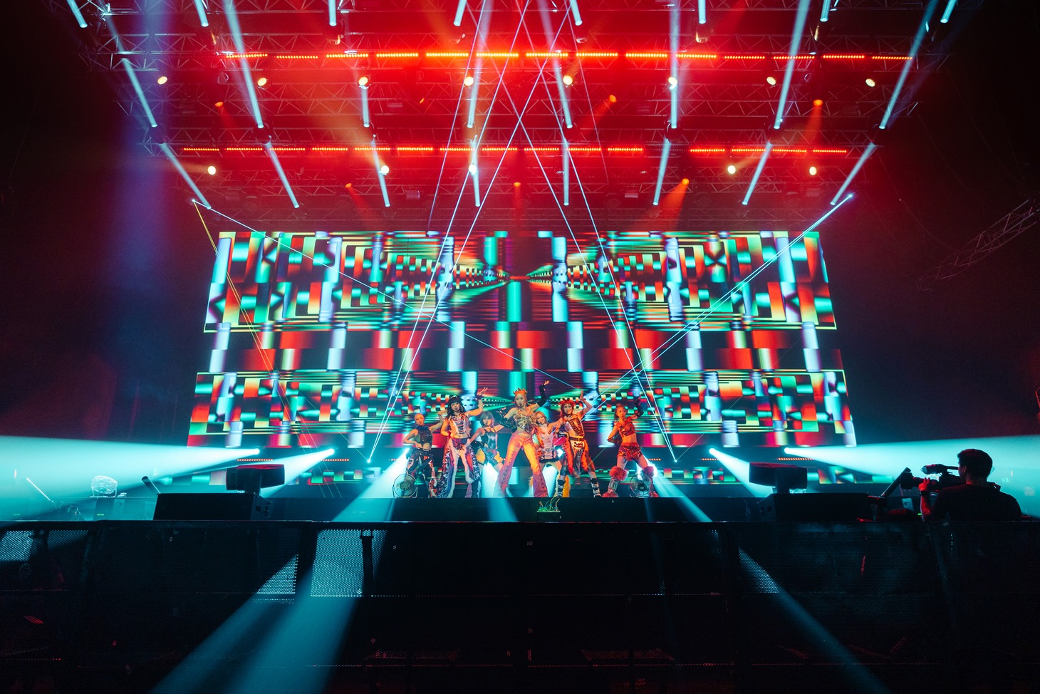 「XG 1st WORLD TOUR "The first HOWL"」マニラ公演の様子。