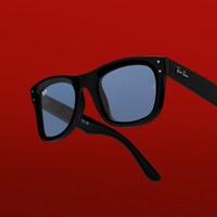 Ray-Ban Reverseキャンペーンビジュアル。