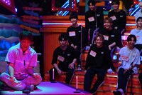 酒井健太（アルコ＆ピース）による「EBi怪DAN」の様子。