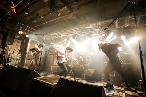 9mm Parabellum Bullet （撮影：丸山恵理［ロフトプロジェクト］）