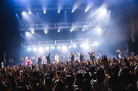 「SUMMER PARTY ZOO 2024 ～帰って来たM.A.D～」アンコールの様子。