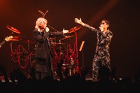 Shou（Verde/、Alice Nine.）とKen（L'Arc-en-Ciel）。