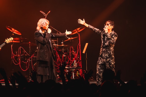 Shou（Verde/、Alice Nine.）とKen（L'Arc-en-Ciel）。